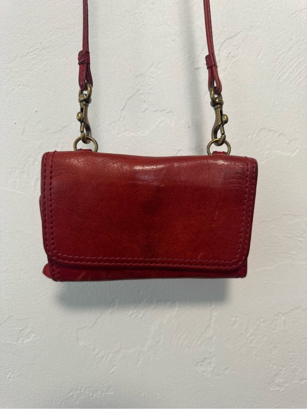 Frye Women's Red Leather Crossbody Wallet